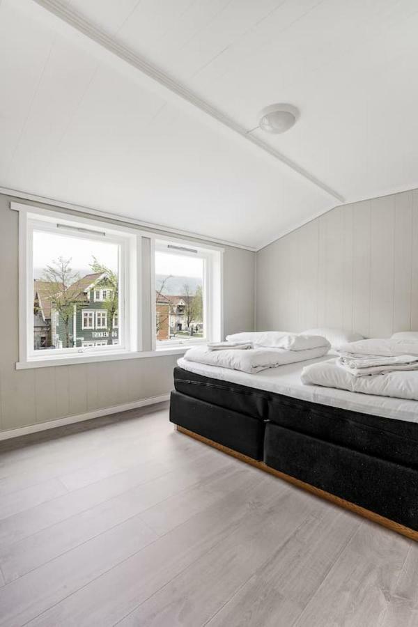 Amazing, Central House With Big Private Balcony Bergen Bagian luar foto